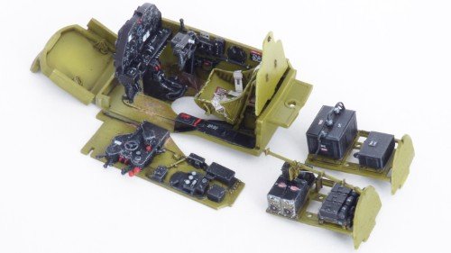 EDUARD 648812 P-38J cockpit 1/48 (TAMIYA) – Image 10