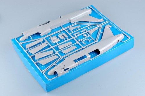 TRUMPETER 02245 A-7D CORSAIR II 1/32 – Image 5