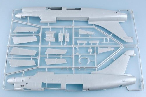 TRUMPETER 02245 A-7D CORSAIR II 1/32 – Image 7