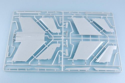 TRUMPETER 02245 A-7D CORSAIR II 1/32 – Image 10