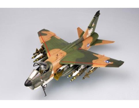 TRUMPETER 02245 A-7D CORSAIR II 1/32 – Image 23