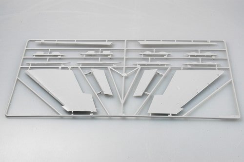 TRUMPETER 02271 SU-30 MKK FLANKER-G 1/32 – Image 13