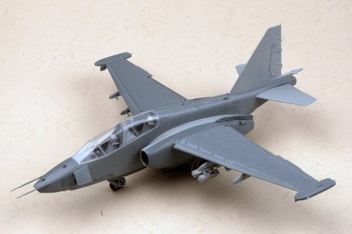 TRUMPETER 02277 SU-25B 1/32 – Image 8