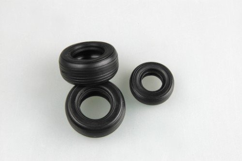 TRUMPETER 02277 SU-25B 1/32 – Image 14