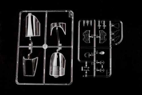 TRUMPETER 02277 SU-25B 1/32 – Image 33