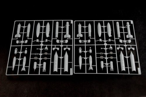 TRUMPETER 02277 SU-25B 1/32 – Image 38