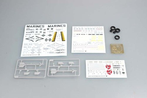 TRUMPETER 02285 AV-8B NIGHT ATTACK HARRIER II 1/32 – Image 2