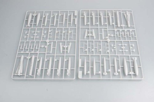 TRUMPETER 02285 AV-8B NIGHT ATTACK HARRIER II 1/32 – Image 9