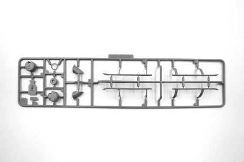 ICM 48298 AH-1G COBRA AND M8A1 US LANDING MAT LIMITED EDITION 1/48 – Image 4