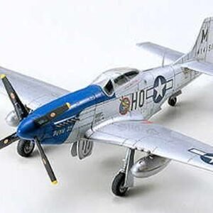 TAMIYA 60749 P-51D MUSTANG 1/72
