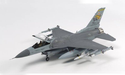 TAMIYA 60788 F-16CJ + CHARGES EXTERNE 1/72