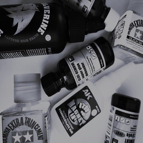 COLLES ET PRODUITS SPECIAUX
