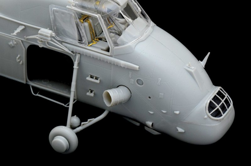ITALERI 2027 WESSEX UH.5 1/48 – Image 9